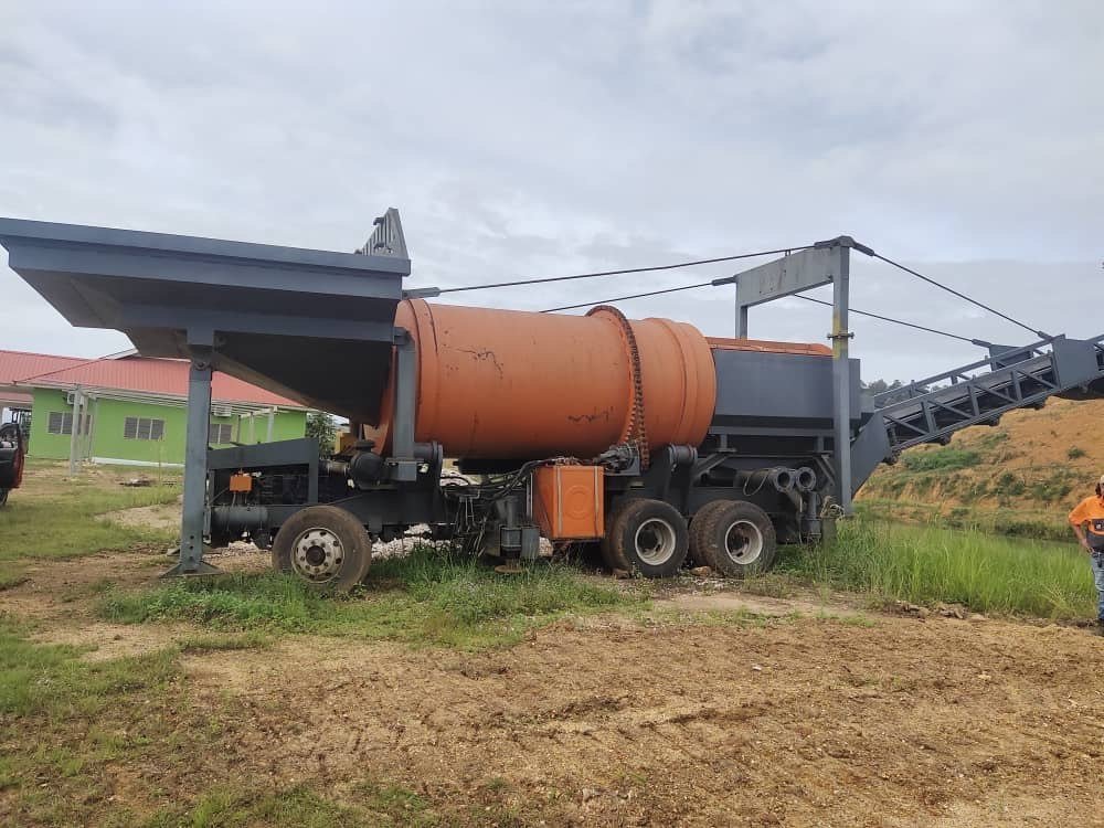 GS300 skid-mounted heavy-duty gold trommel